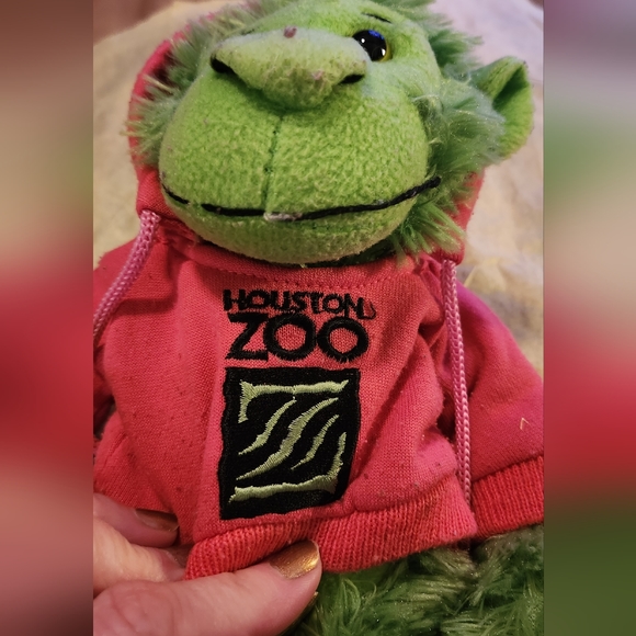 Petting Zoo Hanging Monkey From Houston Zoo Green 20" - Picture 5 of 9